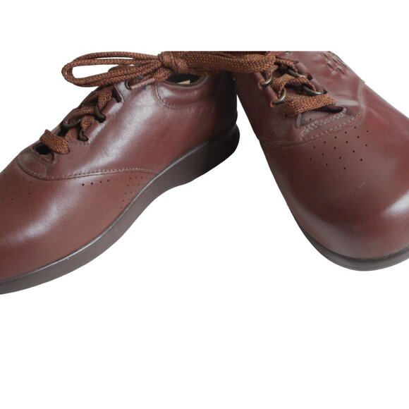 NWOB SAS Women's Brown Size 7W Shoe Tie Tri-pad comfort Free Time Sneaker - Picture 4 of 11